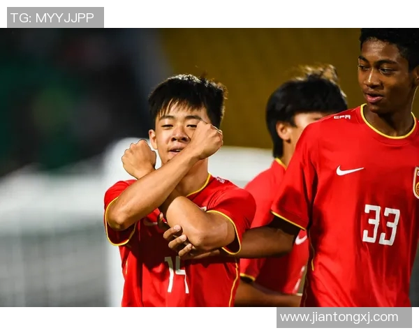 中国U18青年队与东京队的激烈对决展现年轻球员的无限潜力与拼搏精神